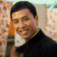 甄子丹转头指人表情包_甄子丹搞笑表情图，聊天自嘲必备